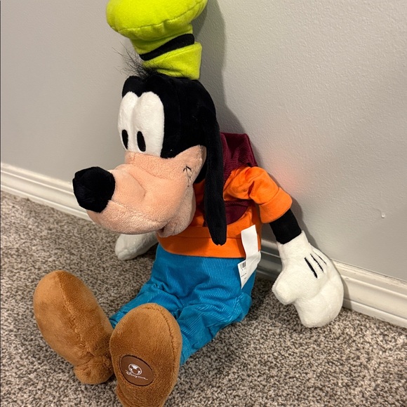 Goofy Plush Toy Disney Store - Picture 2 of 7